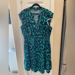 *MAKE OFFER!* Best navy/green dress for warm weather! Great condition